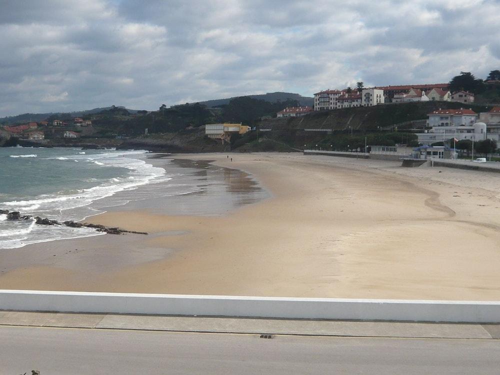 El Tejo De Comillas Bagian luar foto